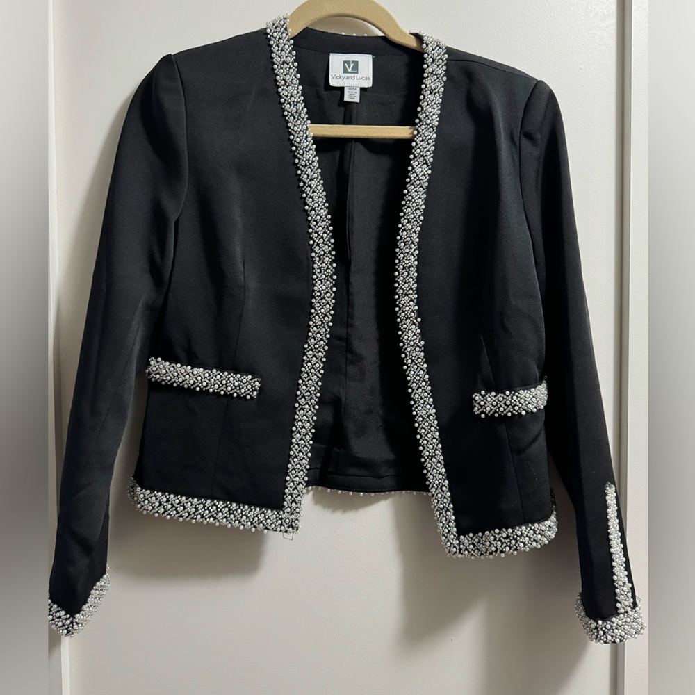 Black Vicky and Lucas blazer